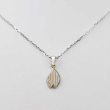 画像をギャラリービューアに読み込む, 花紋ペンダント-花びら(木目金)