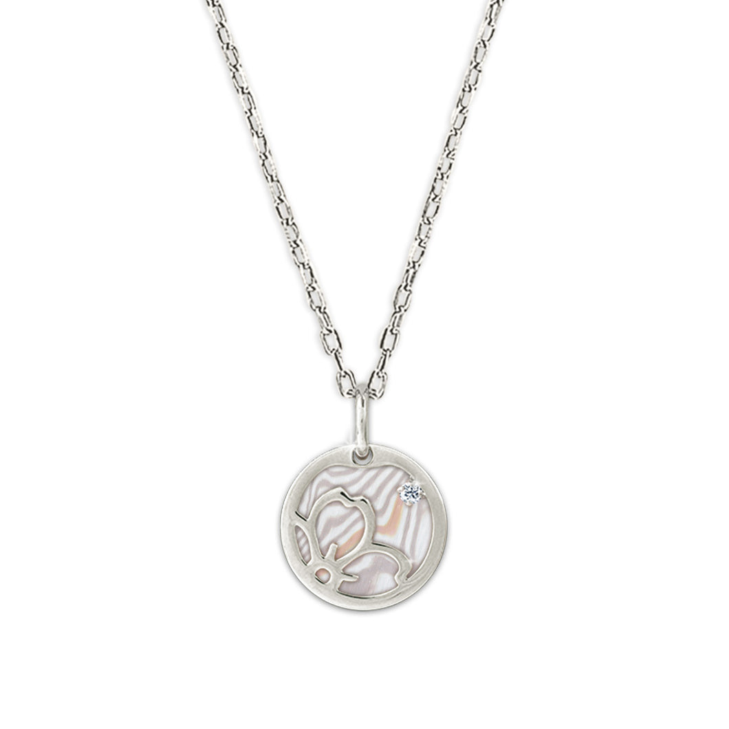 木目かさねペンダント：かくれ桜